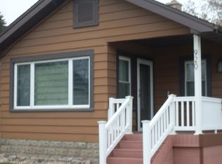 920 W 9th Ave, Oshkosh, WI 54902
