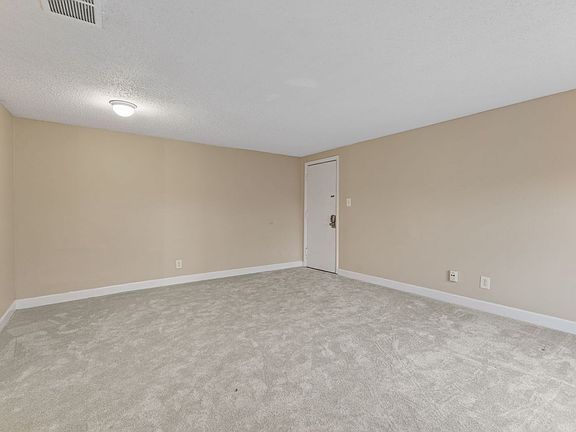 2nd image of 3606 Balsam Ave APT 206