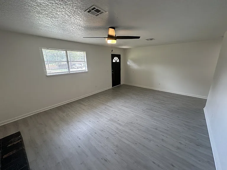 1206 N Markwell Ave — Photo 19