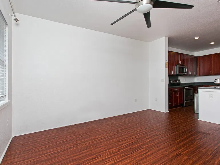 550 Kamaaha Ave #702 — Photo 4