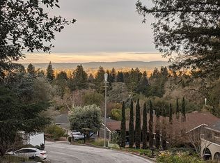 639 Greenview Dr, Santa Rosa, CA 95403