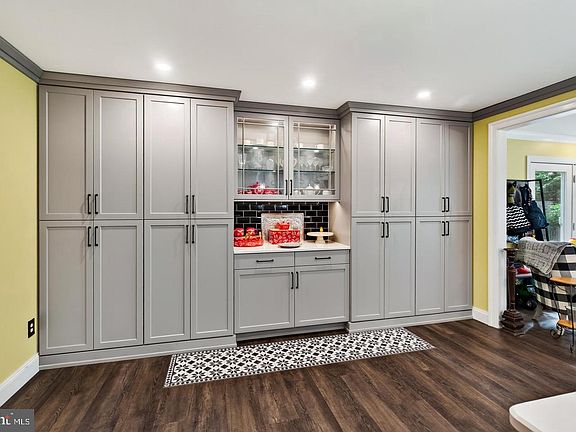 5th image of 3014 Arch Rd