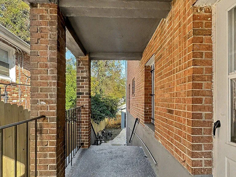 4706 Deanwood Dr — Photo 18