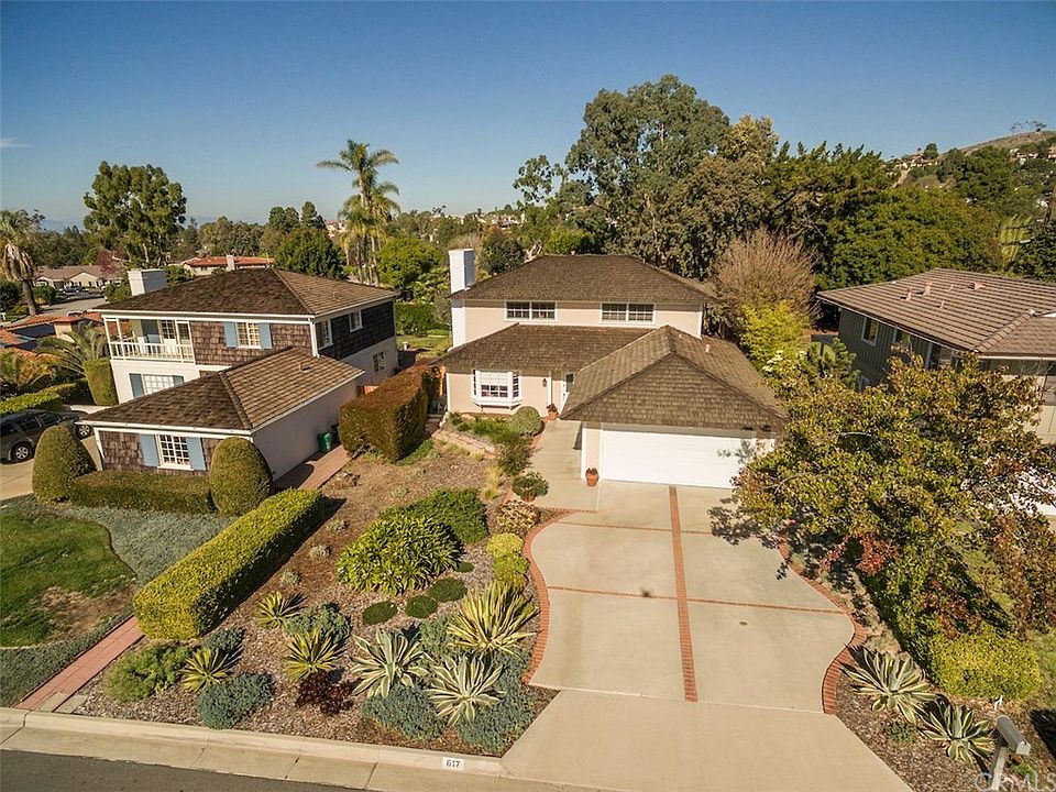 1st image of 617 Paseo Lunado