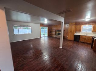 2402 S Hickory Ave, Broken Arrow, OK 74012