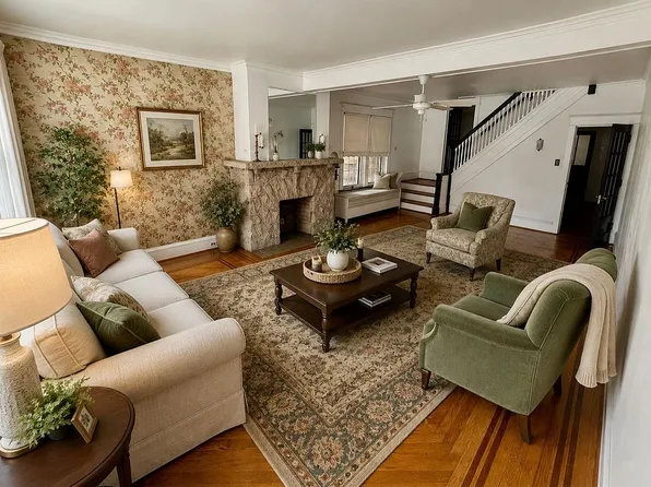 117 W Chestnut St, Shamokin, PA 17872