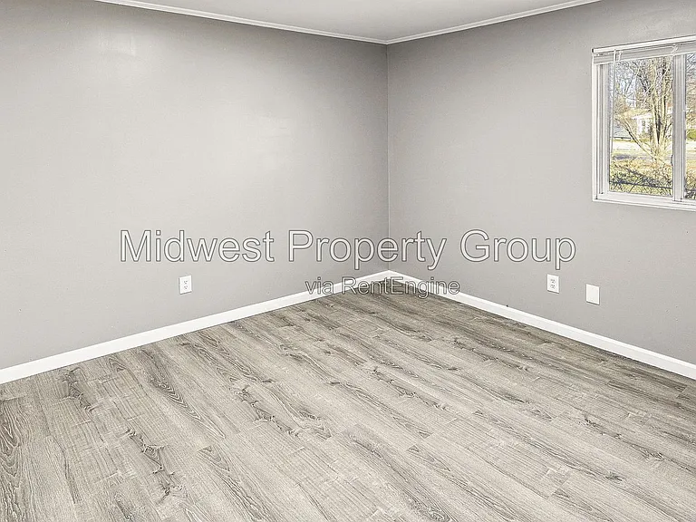 2857 Dawnview Dr — Photo 6