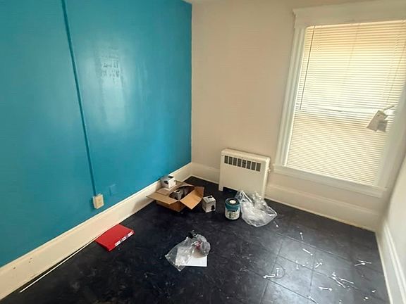 4th image of 1261 E 71st St