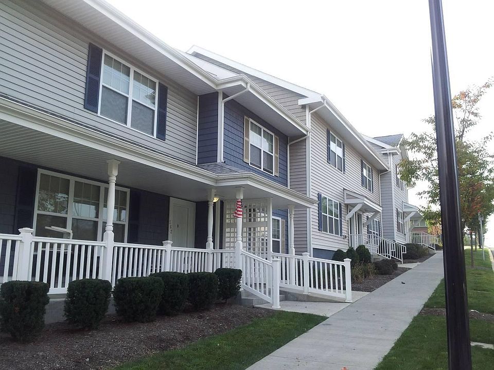 Oak Hill Apartments