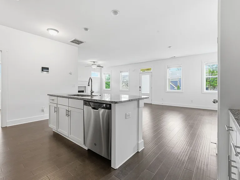 2350 Terrace View Cir SW — Photo 8