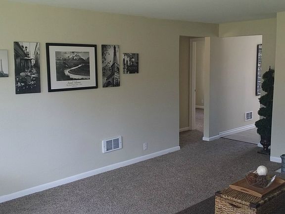 5th image of 1212 Violet Meadow St S