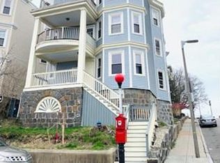 77 Draper St, Dorchester, MA 02122