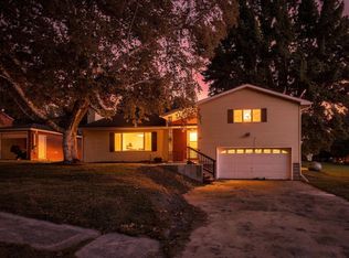 205 W North St, Kiester, MN 56051
