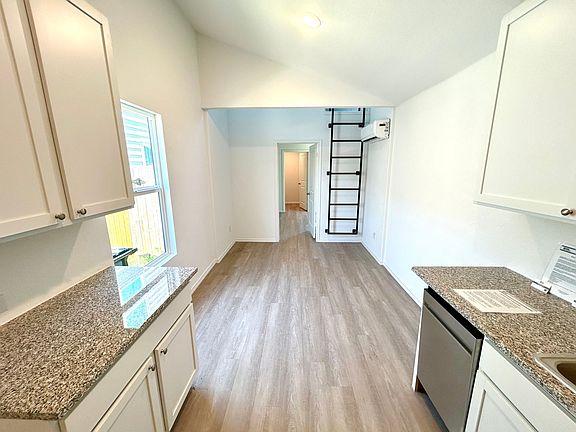 3rd image of 4239 Thalweg Way