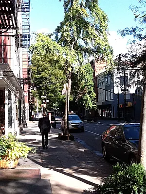 Rented by Yael Dunsky Real Estate | media 19