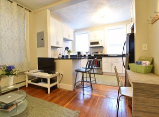20-22 Moon St #4H, Boston, MA 02113