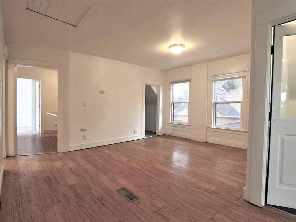 1138 Grandview Ave #E2