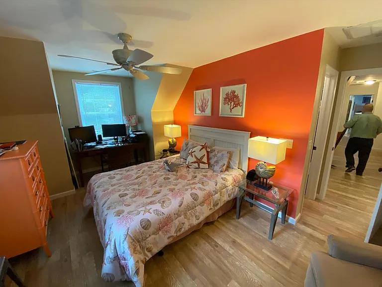 2094 Fieldcrest Dr — Photo 23