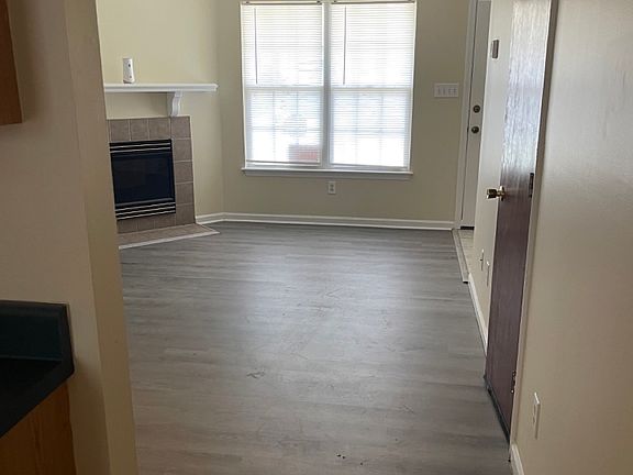 2nd image of 1150 Pueblo Dr