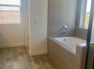 272 Meridian Ave, Madera, CA 93636