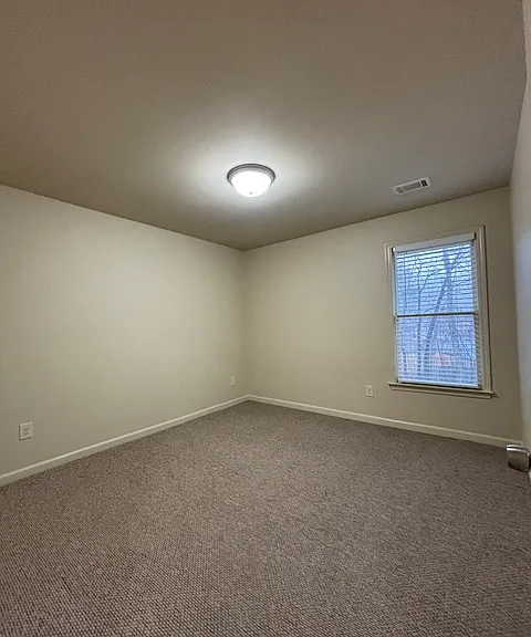 220 Birch St #5 — Photo 10