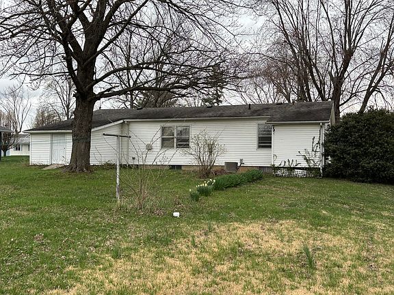 4th image of 114 Evergreen Dr