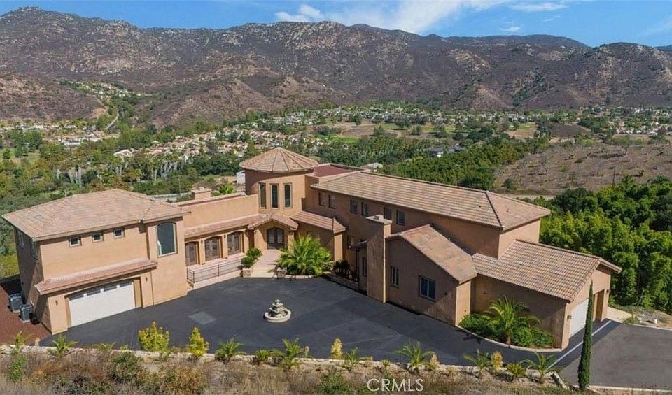1st image of 3034 Mountain View Dr