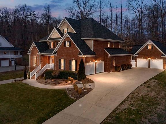 2nd image of 175 Polo Dr