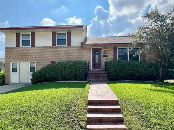 609 Wendy Ln, River Ridge, LA 70123