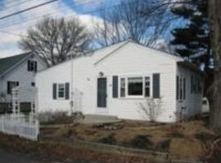 30 Lakeview Ave, Wakefield, MA 01880