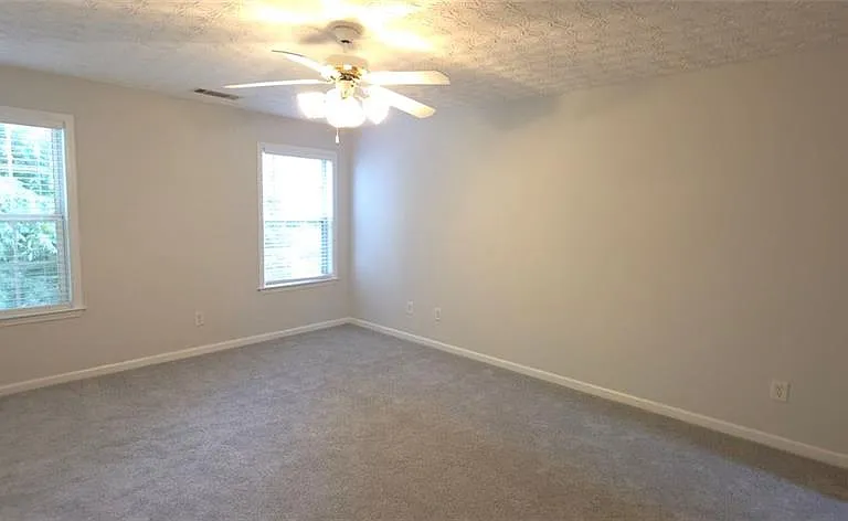 3458 Hill Pond Dr NE — Photo 10
