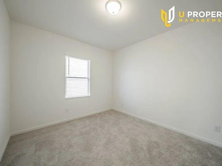 808 Juniper St — Photo 14