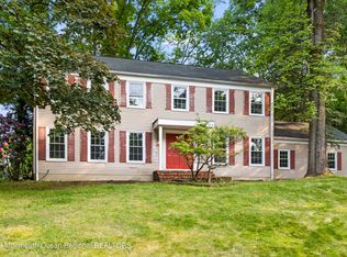 90 Cliffedge Way, Red Bank, NJ 07701