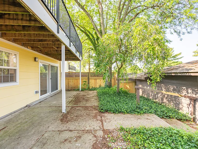 Indian Creek Apartments and Townhomes — Photo 112