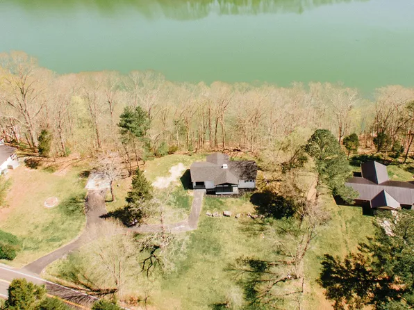 1974 Highway 790, Bronston, KY 42518