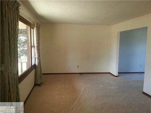 4th image of 1722 Lindy Dr