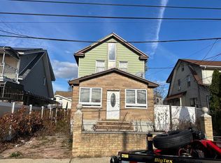 218-05 133rd Rd, Jamaica, NY 11413