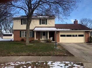 907 Terry Dr, Troy, OH 45373