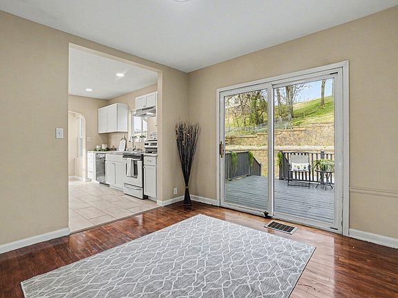 5th image of 309 Perrin Pl