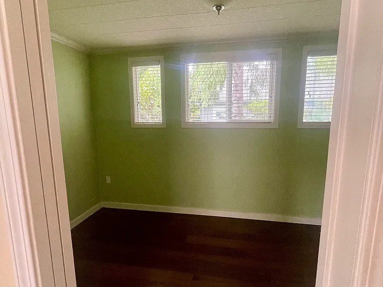 7962 Maple Ave SE — Photo 24