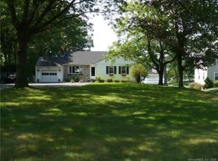 2536 Post Rd, Darien, CT 06820