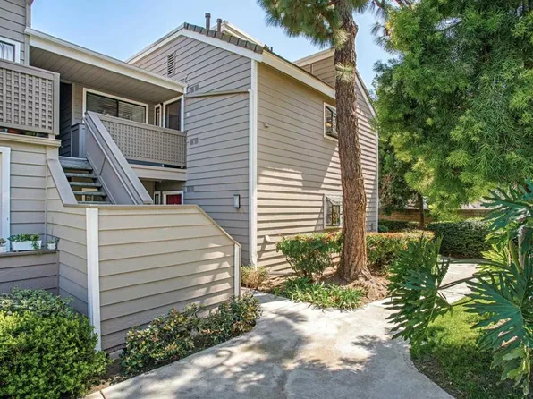 1063 Shadowridge Dr Unit 26, Vista, CA 92081