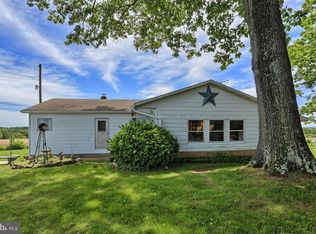 1561 George St, Dover, PA 17315