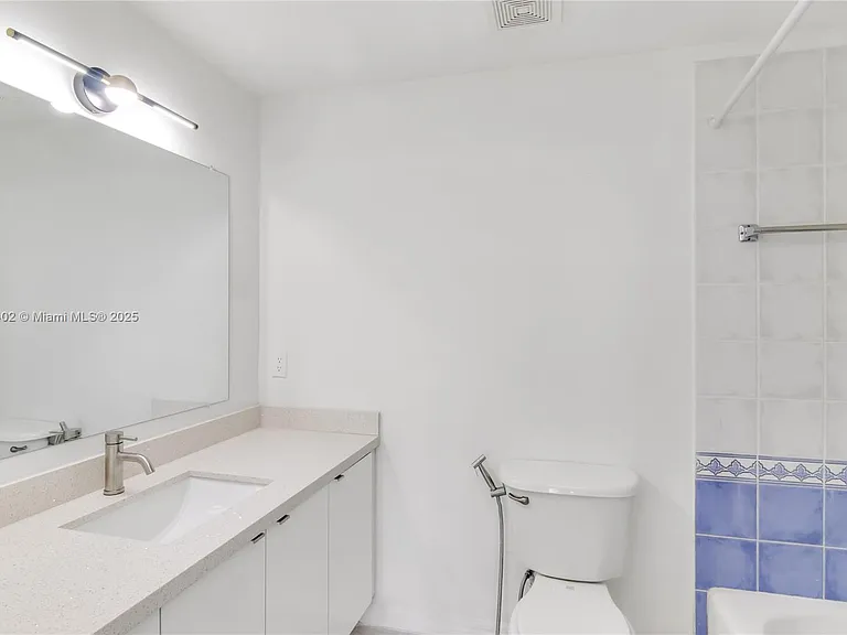 3500 Coral Way #1207 — Photo 12