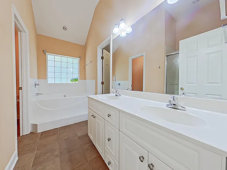 615 Ventana Dr — Photo 10