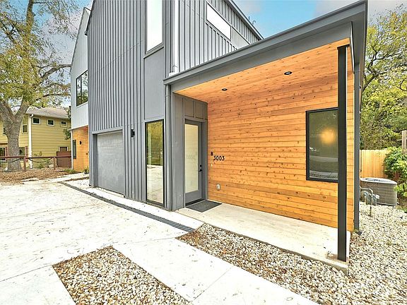 2nd image of 3003 Fontana St