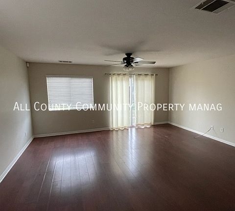 4th image of 45006 Thalia Ln