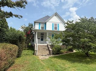 412 W Ridgeway St, Clifton forge, VA 24422