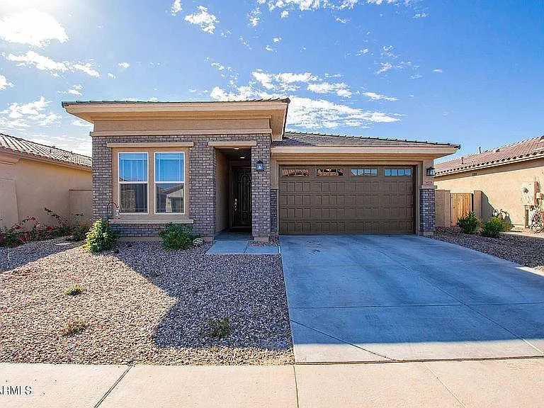 14579 W Dahlia Dr — Photo 1