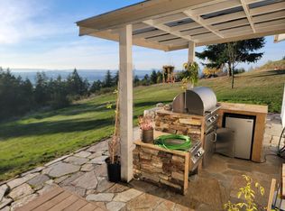 18390 Osprey Ct #B, Mount Vernon, WA 98274